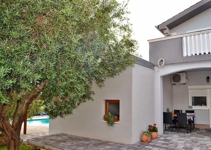 Apartmani Rina